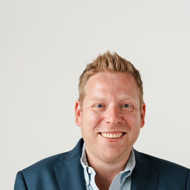Martijn, accountmanager bij Jobxion, op locatie bij een opdrachtgever